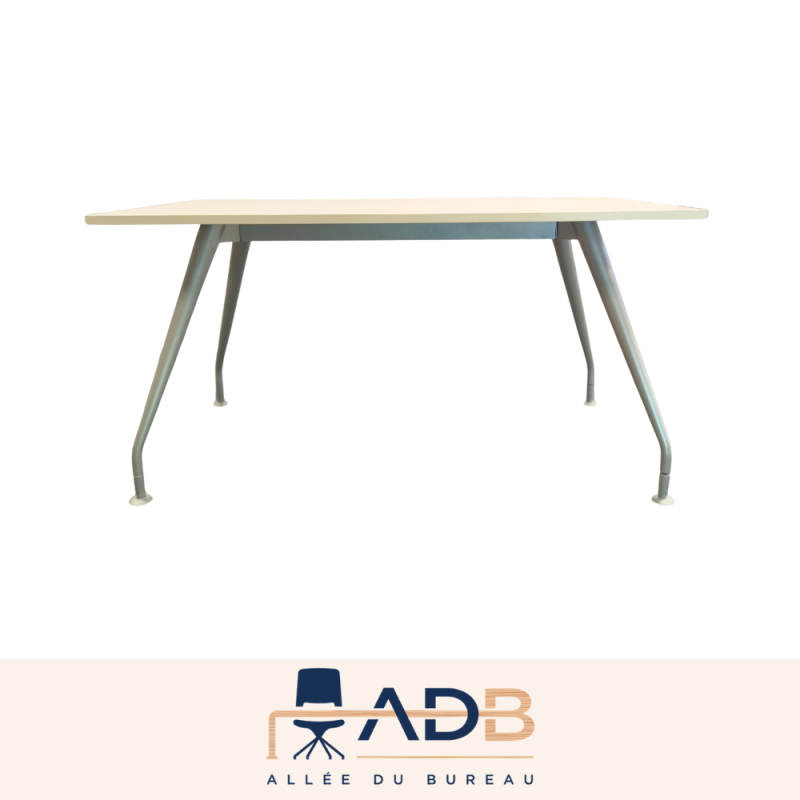 BUREAU INDIVIDUEL