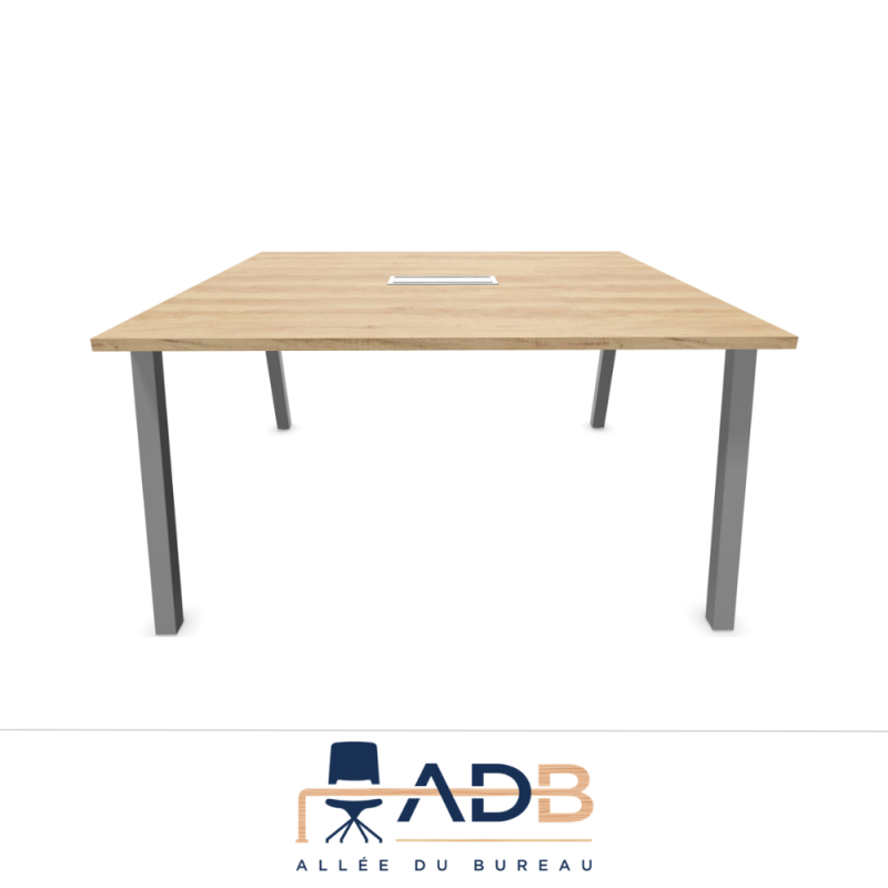 TABLE CARRÉE PARTAGE