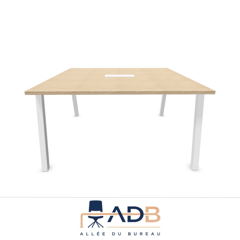 TABLE CARRÉE PARTAGE