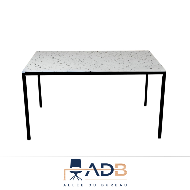 TABLE DE COLLECTIVITÉ RECYCLÉE - TÉTRA