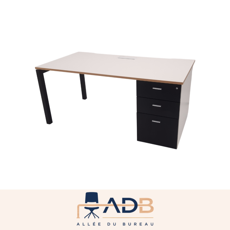 BUREAU DROIT