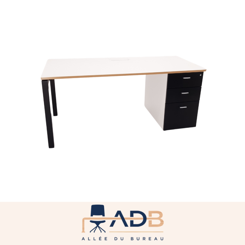 BUREAU DROIT
