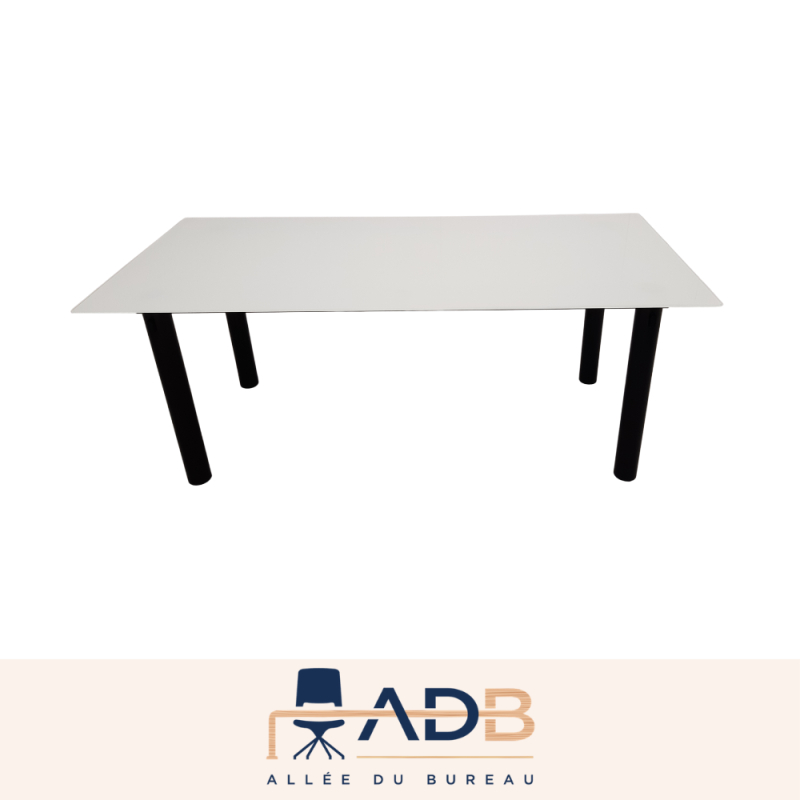 TABLE DE RÉUNION