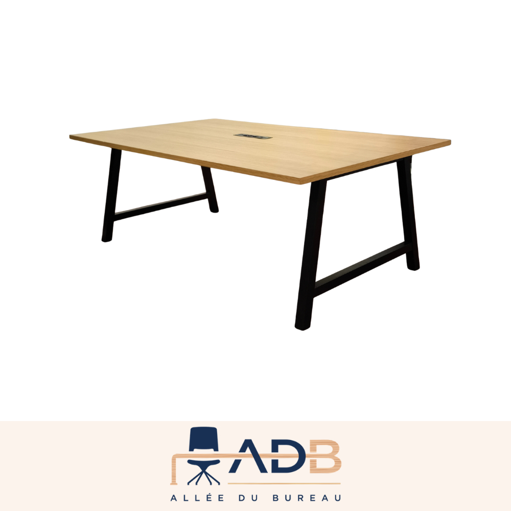 TABLE DE RÉUNION - 8/10 P.