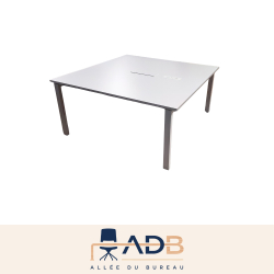 TABLE DE RÉUNION  - 8P.