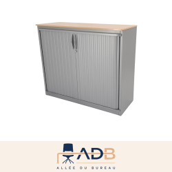 ARMOIRE BASSE À RIDEAUX