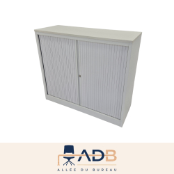 ARMOIRE BASSE À RIDEAUX