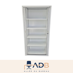 ARMOIRE HAUTE À RIDEAUX