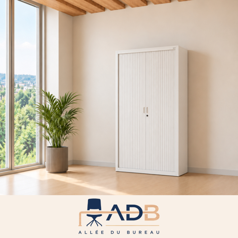 ARMOIRE HAUTE À RIDEAUX