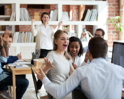 5 ÉLÉMENTS QUI AMÉLIORENT LA SANTÉ DES EMPLOYÉS AU BUREAU